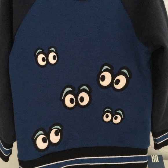 New With Tags Black And Blue OshKosh Pullover Boys Sweatshirt Size 4T - Picture 3 of 6